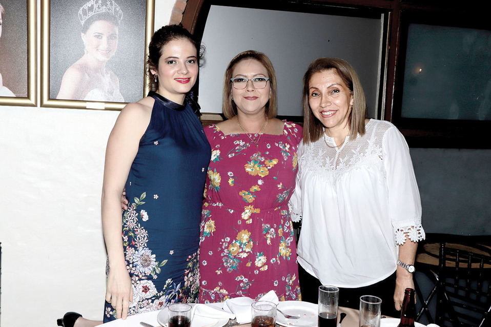 Victoria Feliu, Karla Márquez y Bibiana Moran