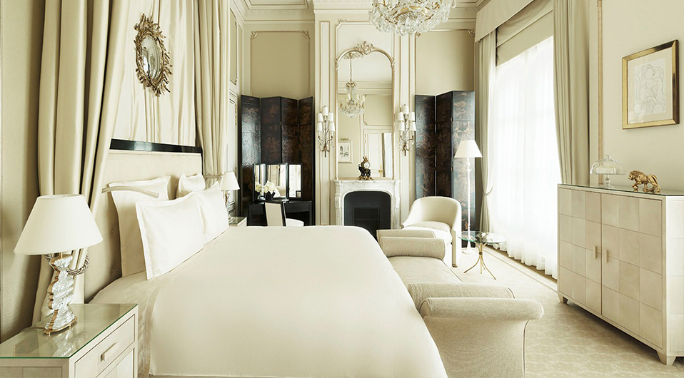 Conoce la suite de Coco Chanel en París y otras cuatro habitaciones inspiradas en célebres mujeres.