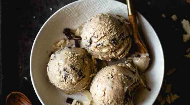 Aprovecha la cuarentena para preparar estas deliciosas recetas de helado saludable en casa.