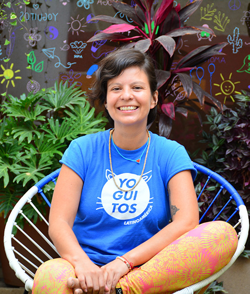 Ju Ortega, cofundadora del proyecto Yoguitos. Foto por Marifer Rached.