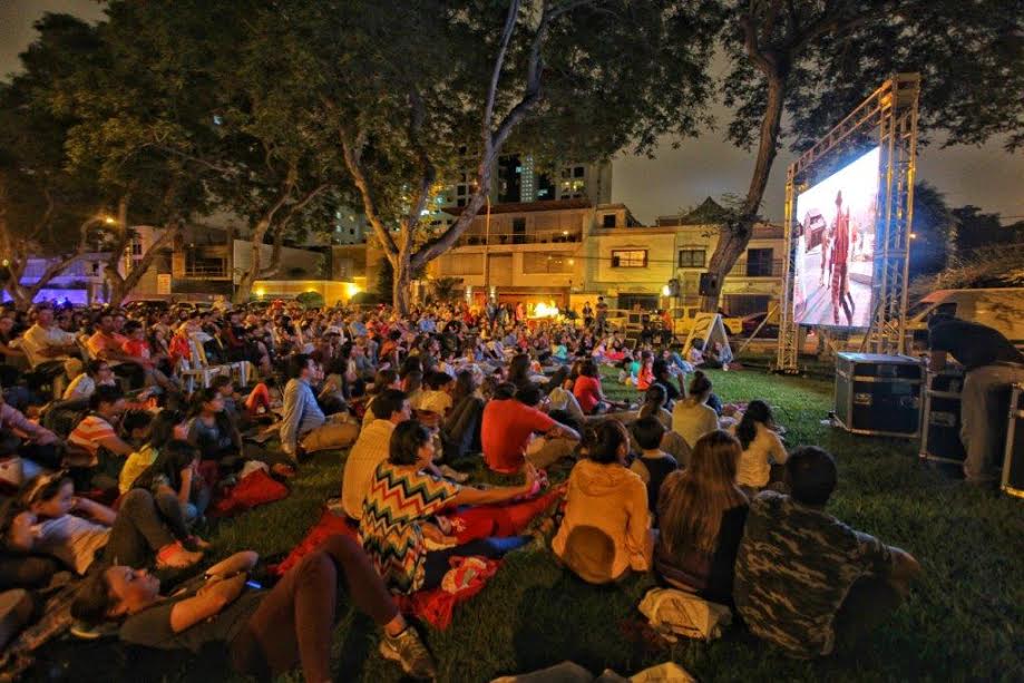 Cine en el parque