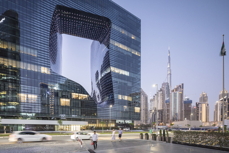 Opus, el nuevo edificio de Zaha Hadid Architects en Dubái