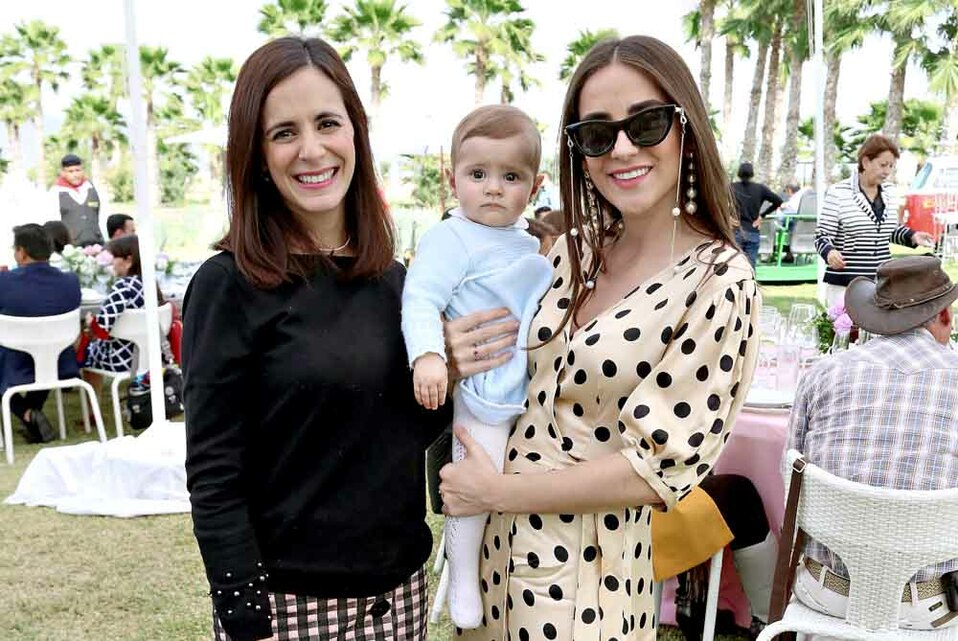 Isabel, Ana y Carola