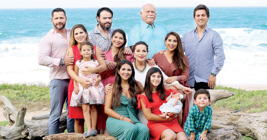 Roberto Moreno, Juan Vargas, Gonzalo Alemán, Mario Florencia, Daniela Alemán, Roberta Moreno, Fernanda Alemán, Rocío Alcocer, Denís Alemán, Valeria Al