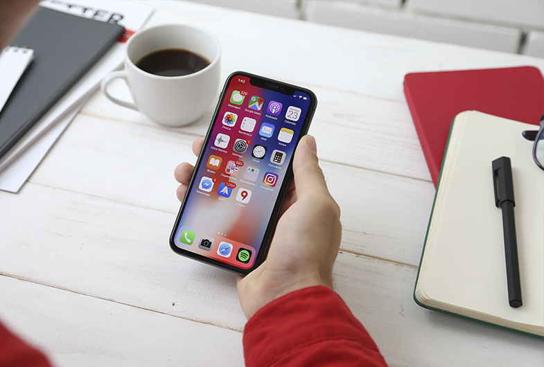 ¡Digitalízate! Reserva todo en línea y para tu vuelo usa la app de la aerolínea, haz check in y obtén tu pase de abordar digital.