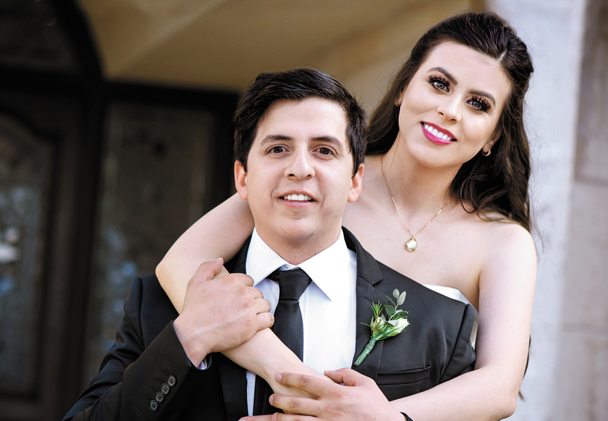 Victoria y David unen sus vidas a puerta cerrada (Fotos: Les Arts Studio)