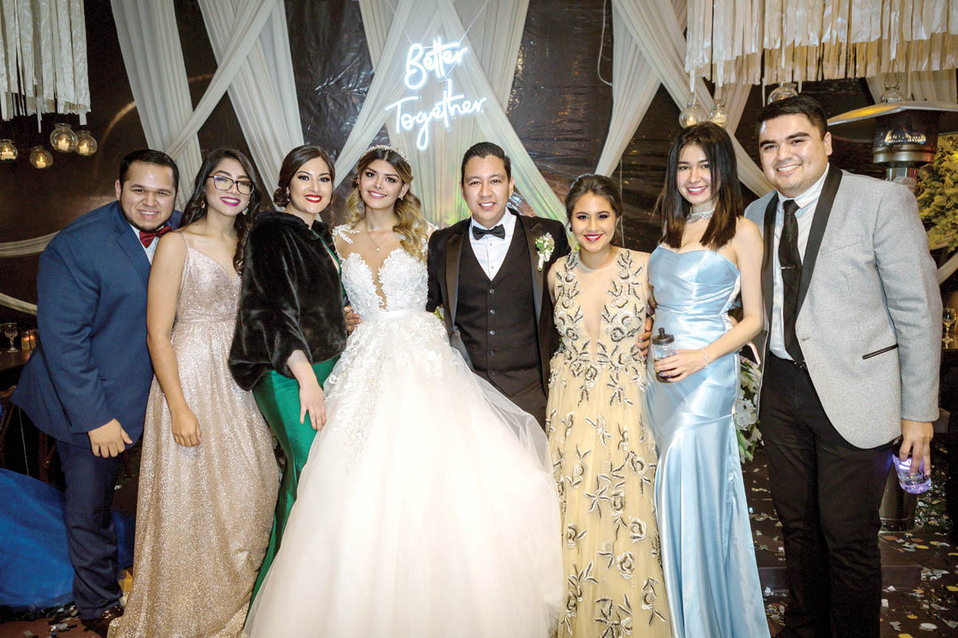 Edwin Manríquez, Karla Pérez, Ingrid Araujo, Marlem González, Oscar Hernández, Celina Vázquez, Estrella Galván y Teodoro Alvarado / Foto: Rubén Hernán