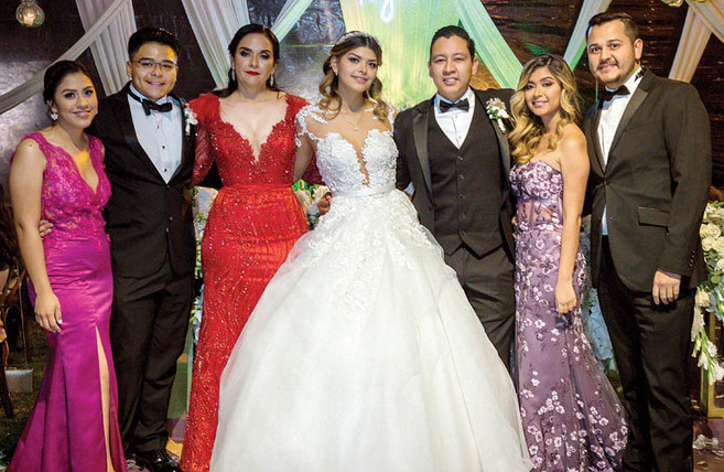 Natalia Rodríguez, Francisco González, Angelina Gutiérrez, Marlém González, Oscar Hernández, Angelina González y Alberto Martínez / Foto: Rubén Hernán
