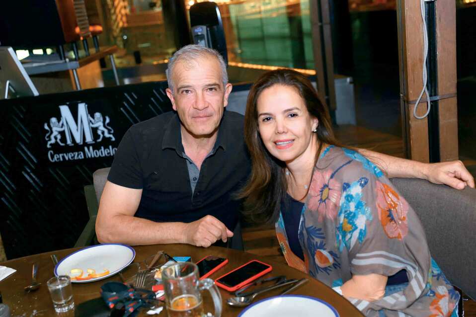 Jaime Pons y Dora Martínez