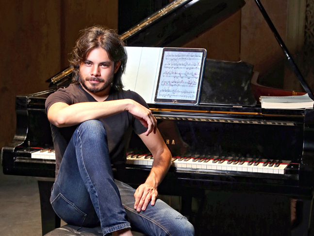 Ricardo Acosta ofrece recitales de piano a través de plataformas virtuales (Foto: Jesús Marín Fotografía)