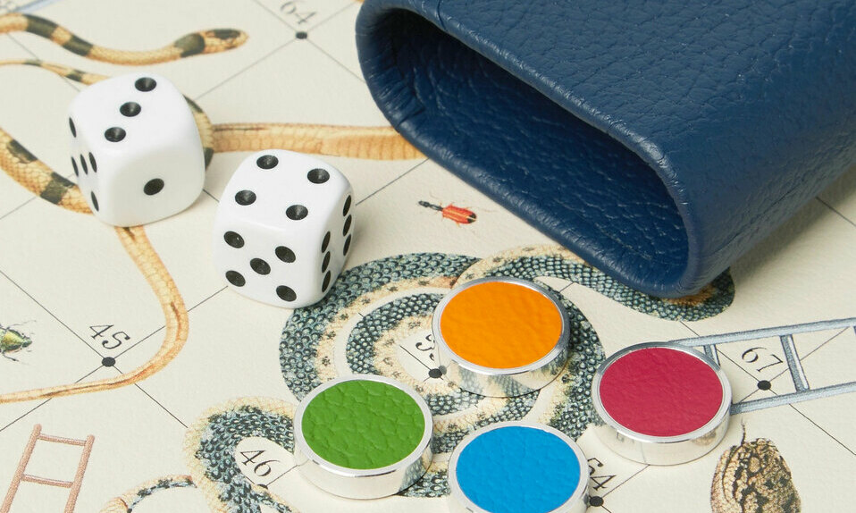WILLIAM & SON: Juego de mesa