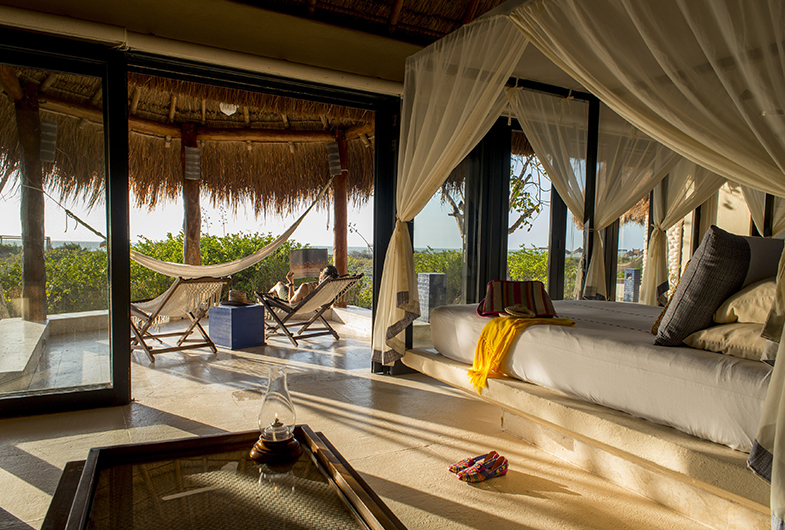 Hotel Xixim. Este hotel con herencia maya en Celestún, tiene su propia planta de tratamientos de agua y una exquisita oferta local culinaria.