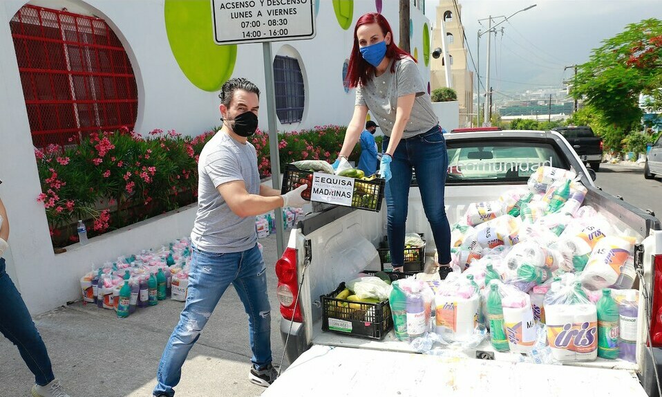 Luis Cantú y Mónica García de Moyeda