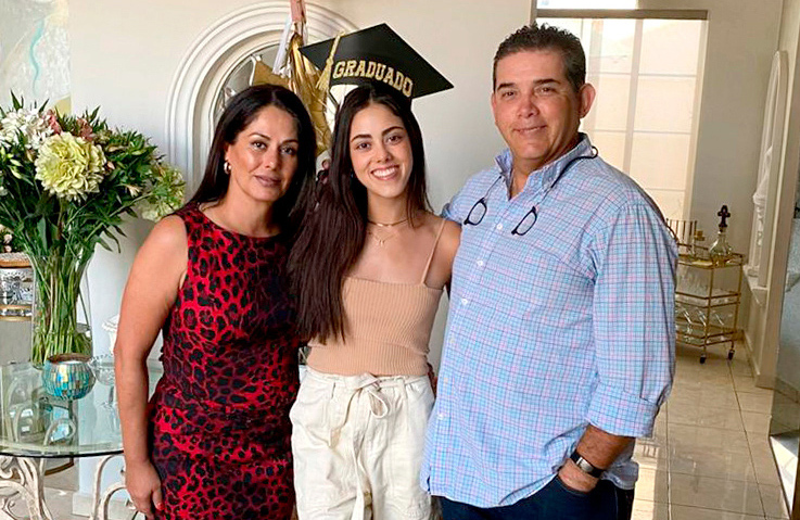 María Mónica Mireles y sus compañeros de PrepaTec Laguna celebraron su graduación (Fotos: Cortesía)