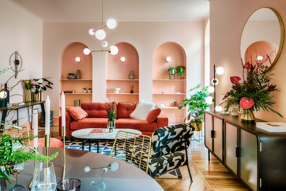 La compañía Equipo Made mostró cómo la sala y el comedor deberán integrar la naturaleza y mezclar iluminación para crear distintos ambientes.