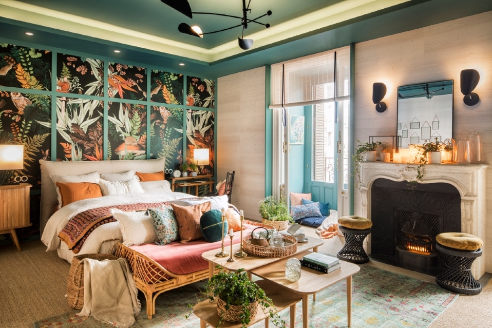 La interiorista Mónica Garrido presentó una habitación acogedora en donde los contrastes y la naturaleza son los protagonistas.