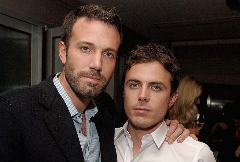 Ben y Casey Affleck son hermanos y han coincidido en diversas películas, incluso  'Adiós pequeña, adiós' que dirigió Ben.