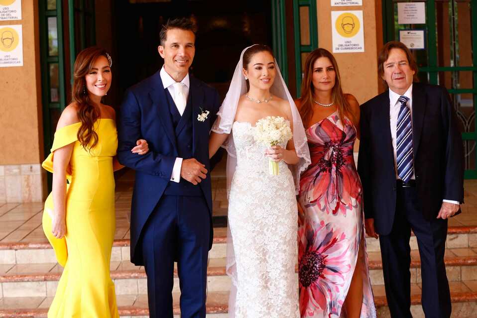 Madayh de León, los novios, Alejandra Hinojosa de Gutiérrez y Sergio Gutiérrez
