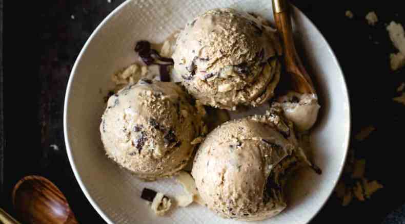 Aprovecha la cuarentena para preparar estas deliciosas recetas de helado saludable en casa.