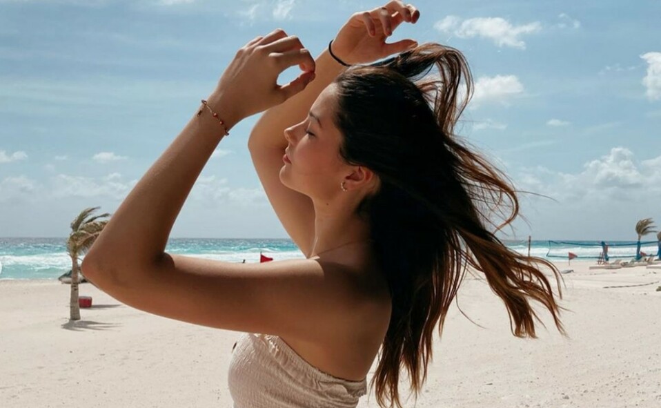 “Hace días me fui a Cancún y pronto me voy a Tulum porque para mí el mar es lo máximo, me encanta broncearme, es súper relajante y me da paz”.- Caro C