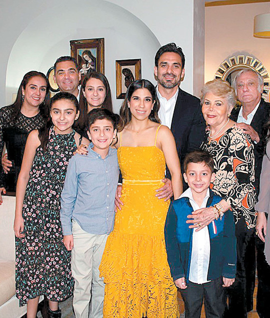 Dulce Morales, Rogelio Arellano, Dulce Arellano, Maryfer Arellano, Rogelio Tabaré Arellano, Eduardo Arellano, Andrea Villanueva, Gabriel Molina, María