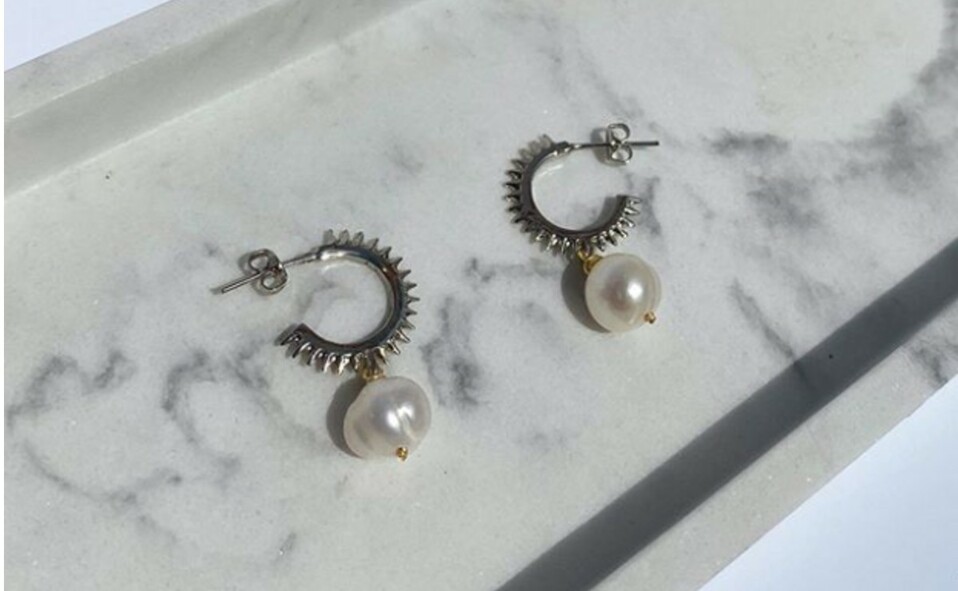 La veremos principalmente en collares y pendientes minimalistas. FOTO: @maika_mx_