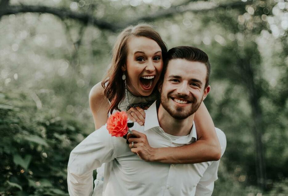 ¿Esposa feliz, vida feliz? La ciencia dice que sí  (Foto: Pexels)