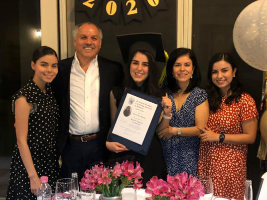 Egresados de carreras y posgrados del Tec de Monterrey vivieron una graduación virtual (Foto: Cortesía)