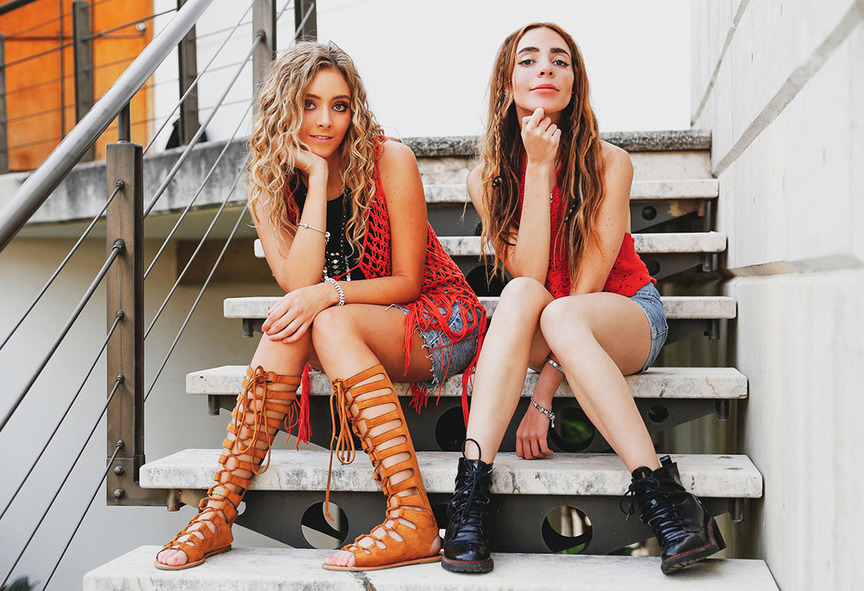 Nicole y Doménica aparte de ser primas, tienen la mejor amistad.