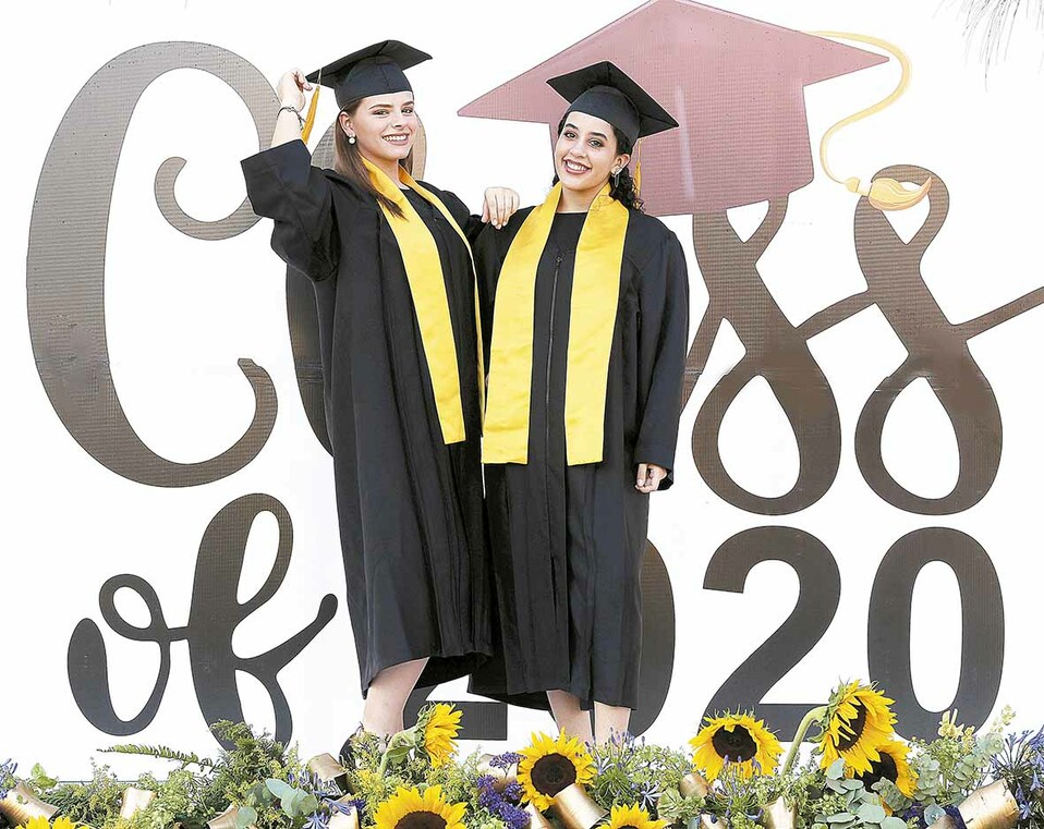 ANA MARY LÓPEZ Y MAFER LARRAGA  / Foto: José Chang