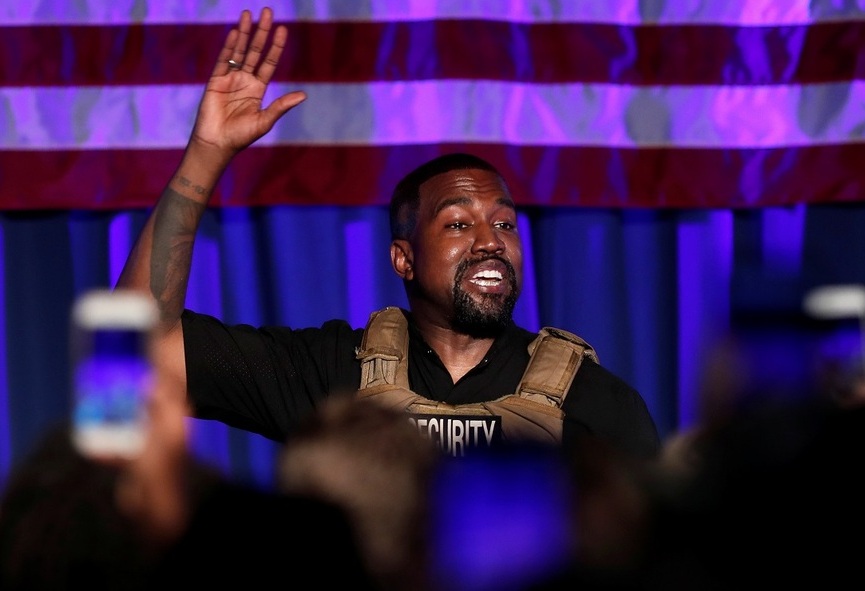 ¿Kanye West fuera de control? Kim Kardashian amenaza con divorcio y psiquiátrico (Foto: Reuters)