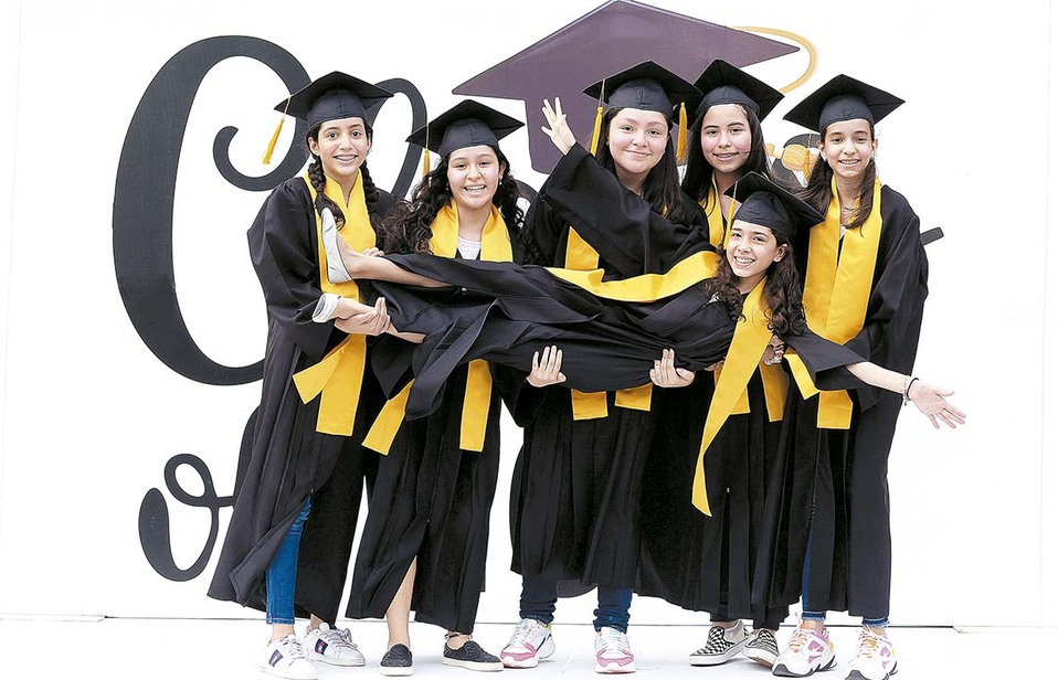 Regina Cordero, María García, Darianna Martínez, Sofi Reyes, Josefina Goldaracena y Ana Lucía Ávila / Foto: José Chang