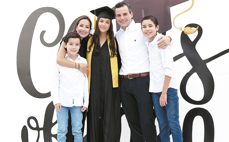 Santiago Leal Luna, Ariadna Luna, Valeria Leal, Rafael Leal Garza y Rafael Leal Luna / Foto: José Chang