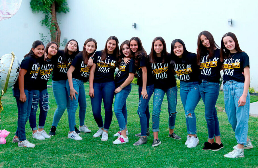 Las amigas de primaria del Cumbres fueron sorprendidas con una linda cena de graduación (Fotos: Jaime Jiménez)