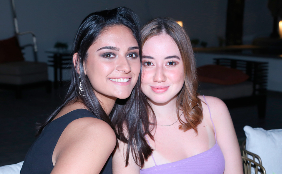ANA CRISTINA Y PAMELA