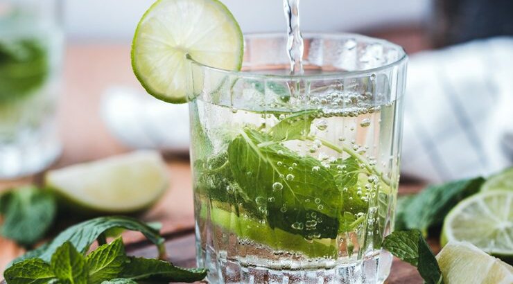 Cocteles de verano bajos en calorías