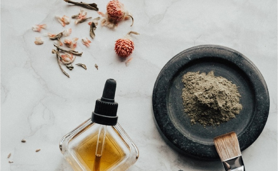 Pruebas científicas han demostrado que estos extractos naturales se pueden usar de manera efectiva y segura en el rostro y cuerpo.