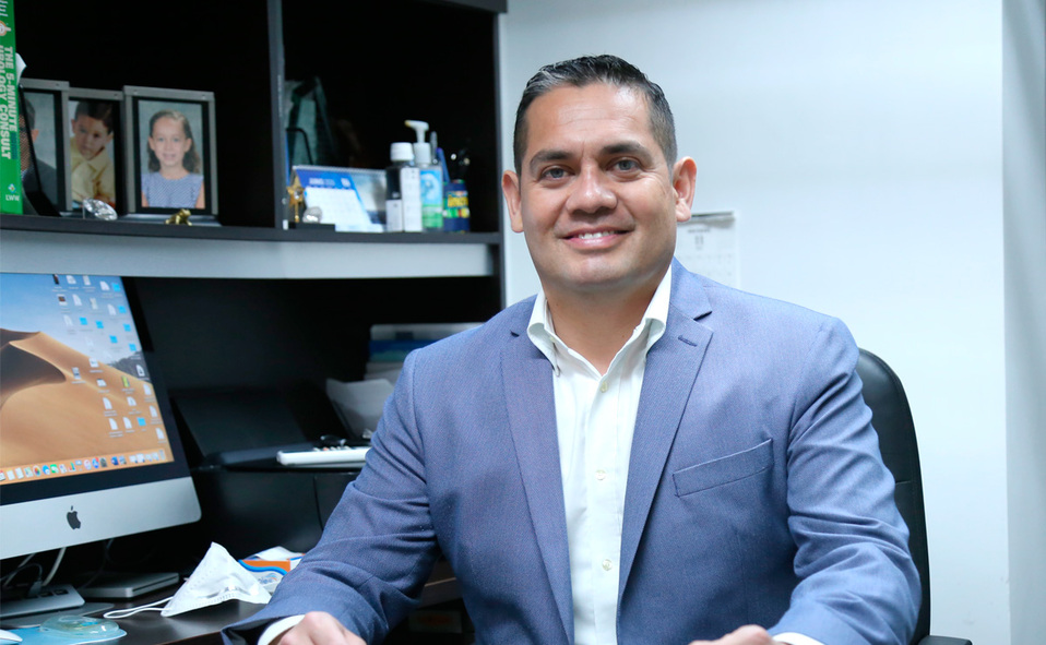 Gerardo Espino 1