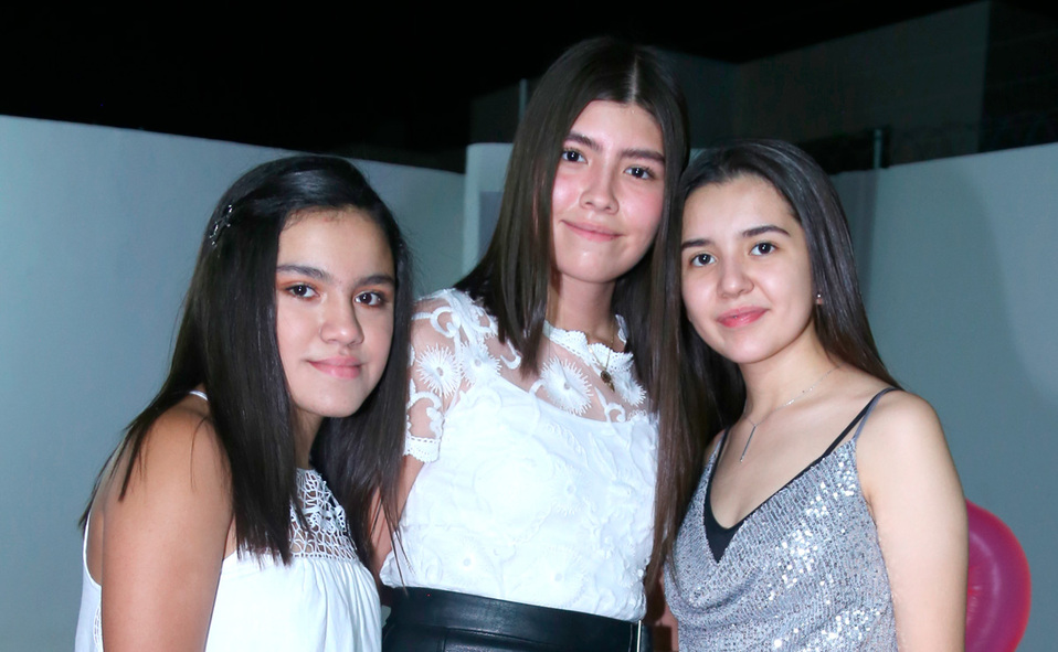Ofelia, Valeria y Luciana