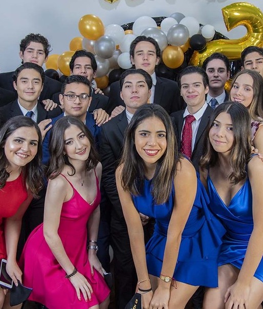 María José Sánchez, Ale Martínez, Gaby Abugaber, Ana Paula Mata, Dany Martínez, María Ale Salazar, Jorge Chio, Rolando Guevara, Jorge Armando Ramírez,