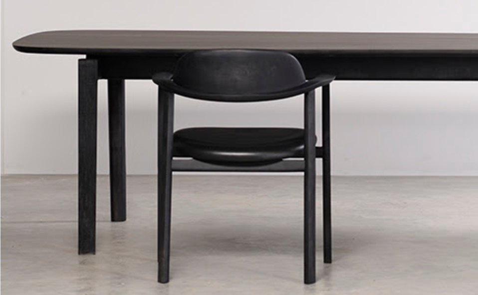 Sebastian Herkner presenta mesa Mati