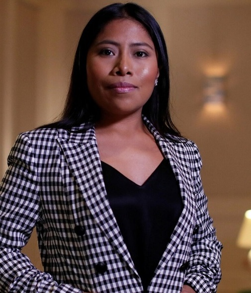 Yalitza Aparicia debuta como Youtuber (Foto: Instagram)