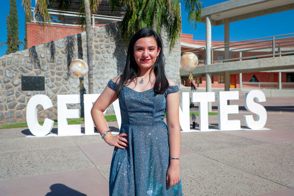 Blanca y sus compañeros de generación fueron sorprendidos por su graduación de secundaria (Fotos: Cortesía)