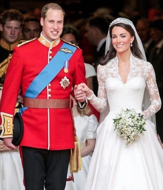 Príncipe William ayudó a peinar a Kate Middleton en su boda (Foto: Instagram)