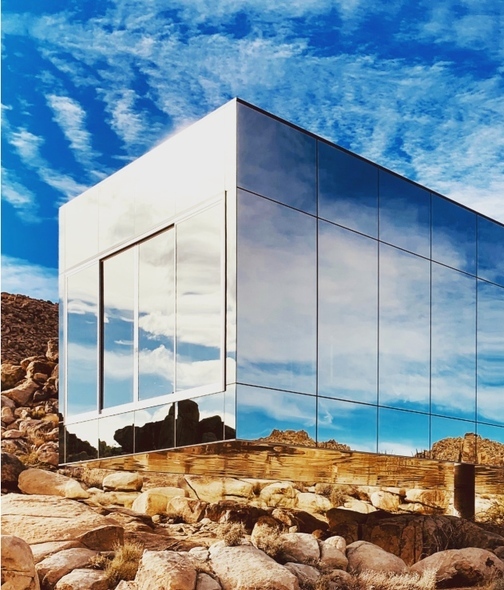 Invisible House, la casa de cristal ubicada en California