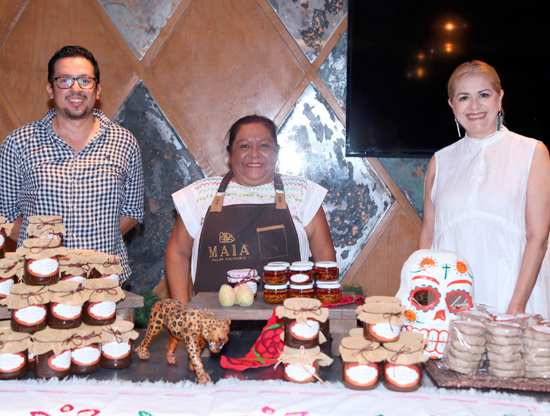 Luis, Mina y Verónica ofrecieron una exquisita cena tradicional oaxaqueña (Fotos: Jaime Jiménez)