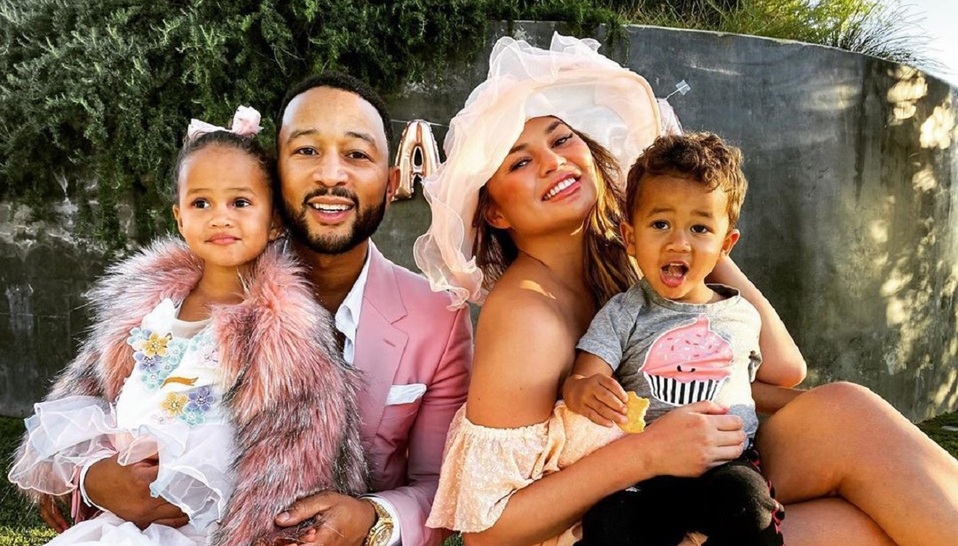 Chrissy Teigen está embarazada de su tercer bebé con John Legend (Foto: Instagram)