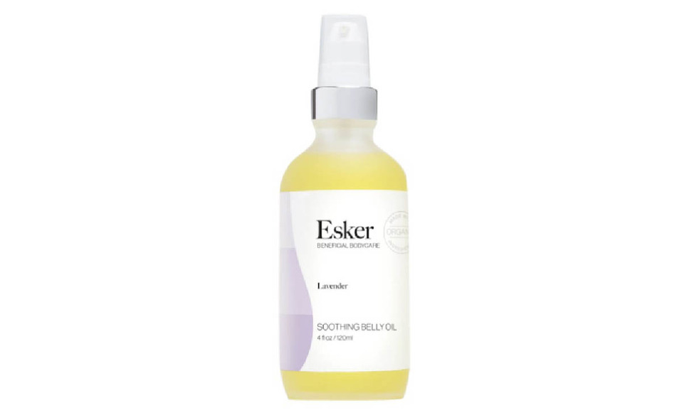 Elaborado con una combinación de ingredientes orgánicos como aceite de semilla de uva y lavanda, este suero atenúa la apariencia de las estrías y evit