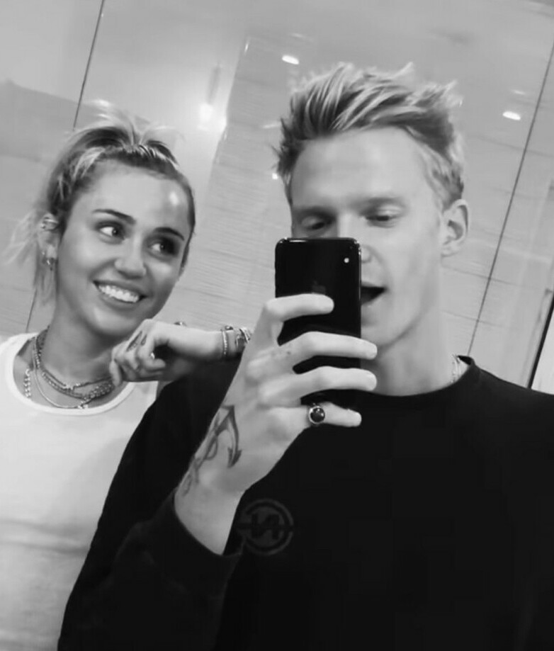 Miley y Cody comenzaron su relación en 2019 (Foto: Instagram).