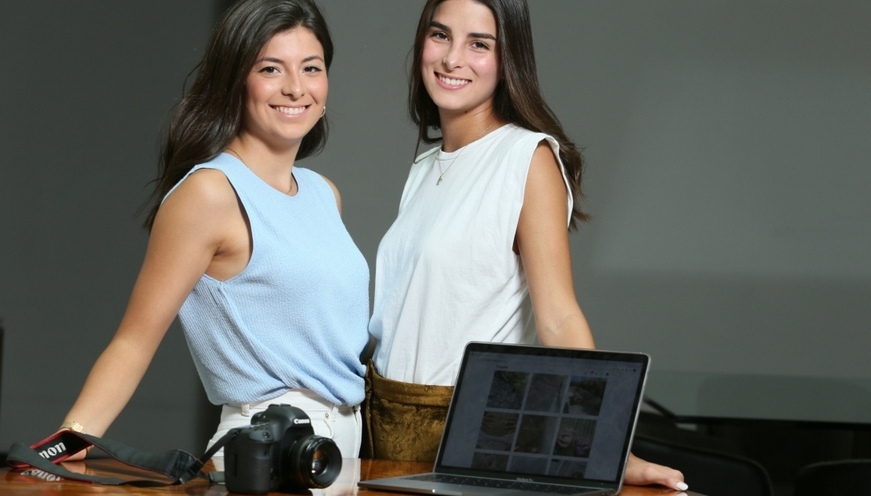 Isabela Maltos y Victoria Quintana son las creadoras de Yours to Keep